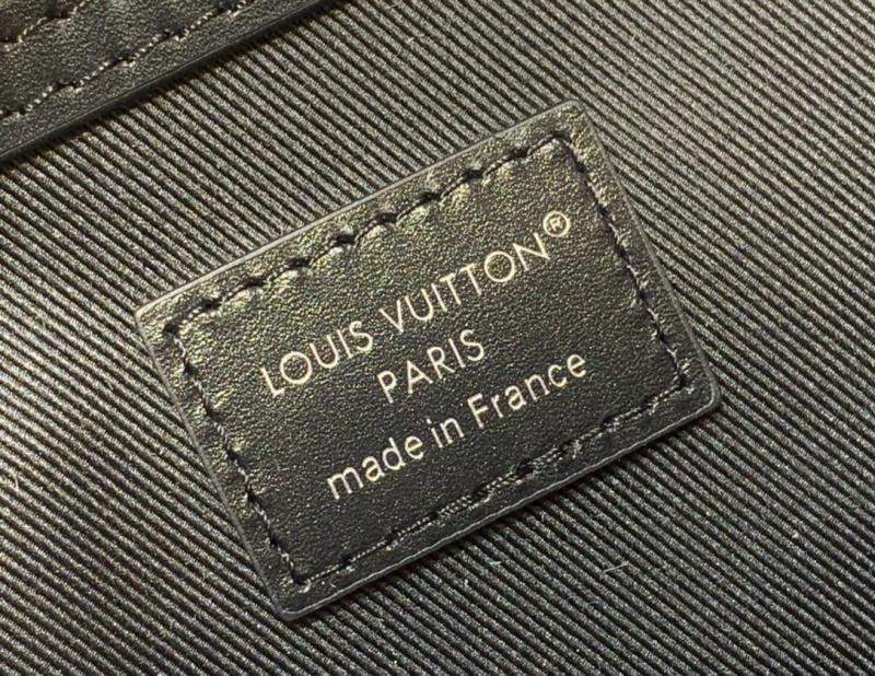 Louis Vuitton Vagabond Hobo M13986