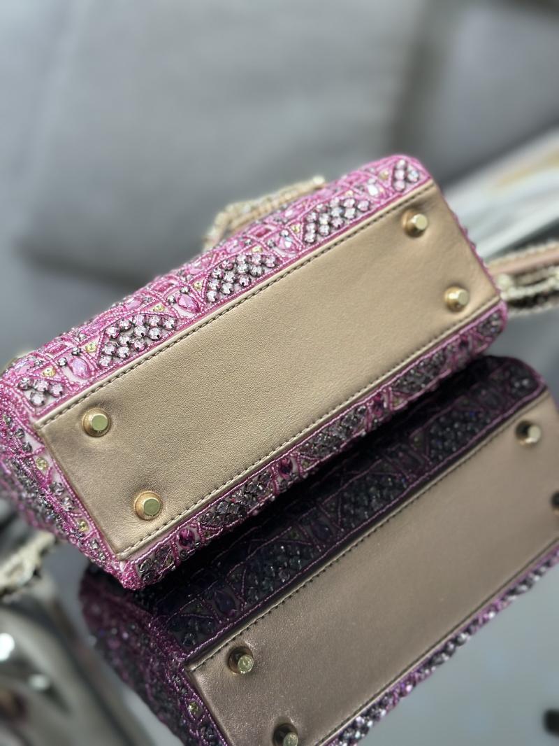 Mini Lady dior Bag Embroidered with Beads M0505