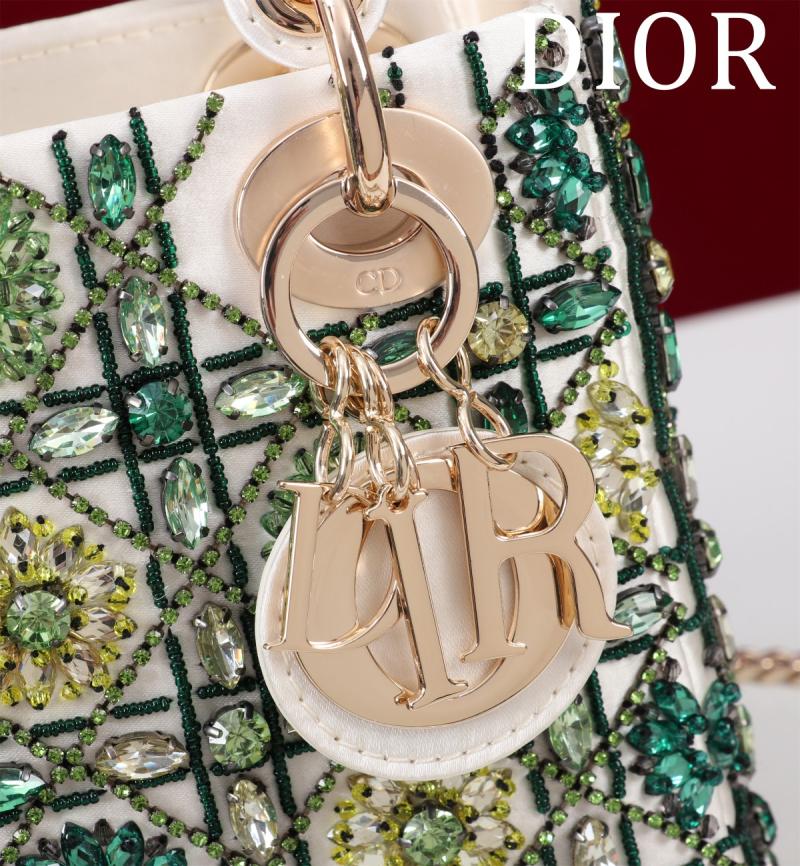 Mini Lady dior Embroidered Bag Green M0505