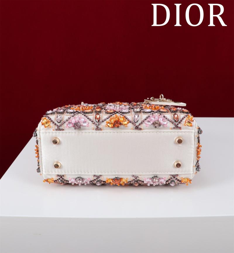 Mini Lady dior Embroidered Bag Pink M0505