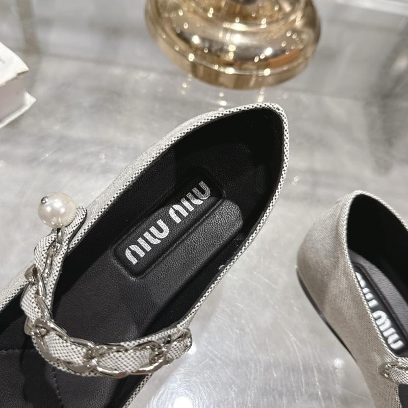 Miu Miu Ballet Shoes SMB32701