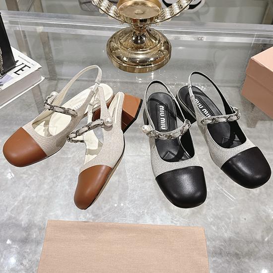 Miu Miu Pumps SMP32701