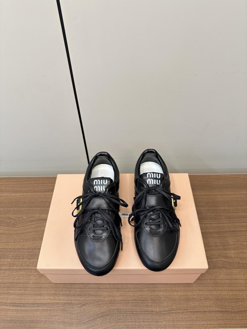 Miu Miu Sneakers SMS40201
