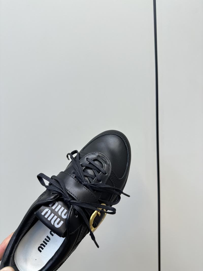 Miu Miu Sneakers SMS40201