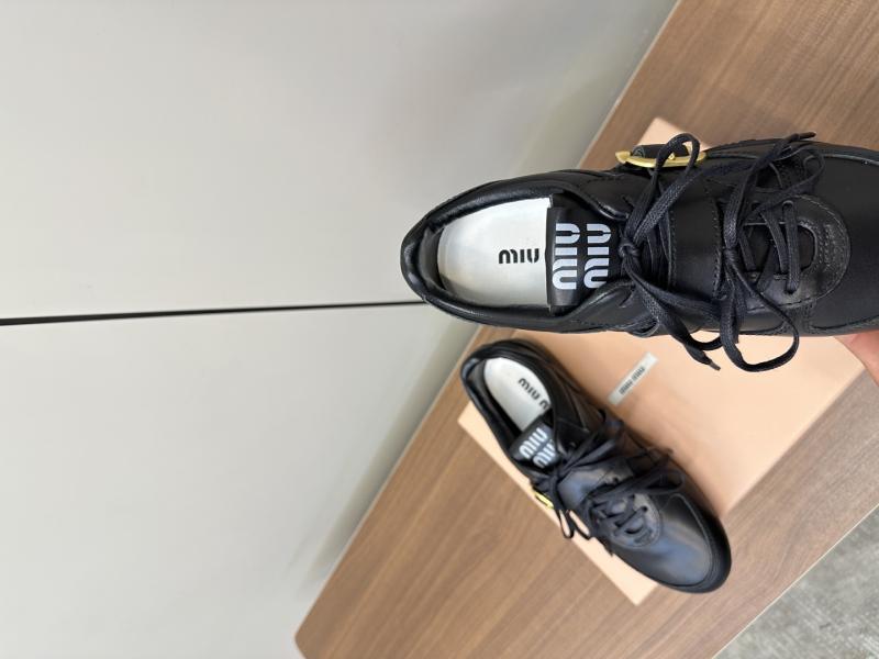Miu Miu Sneakers SMS40201