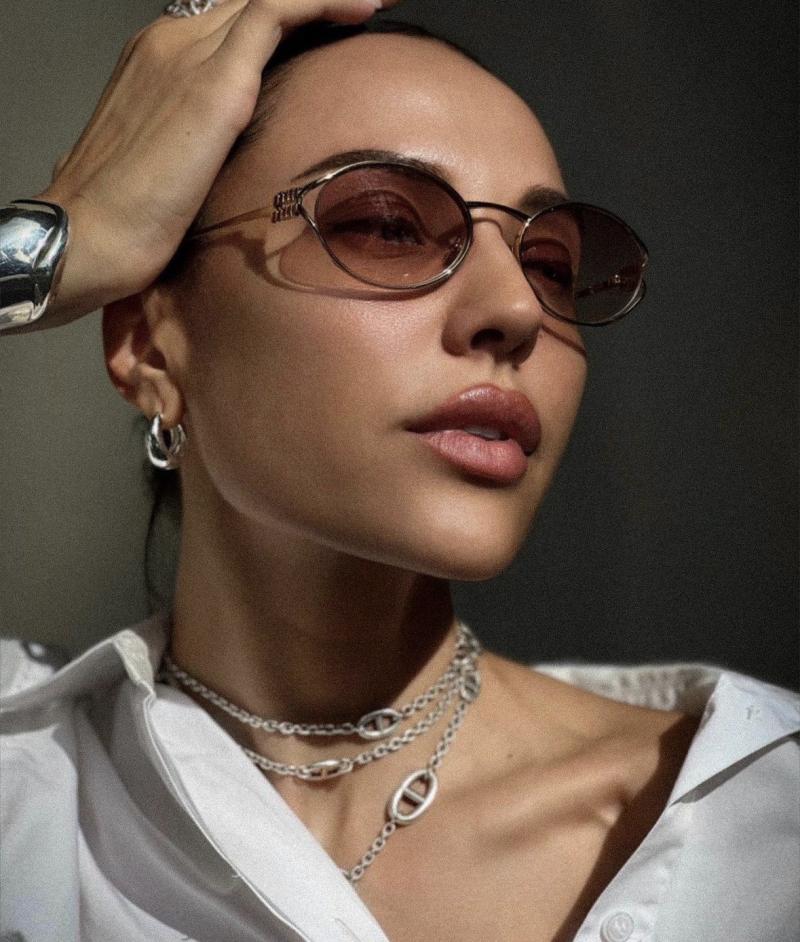 Miu Miu Sunglasses SMU52y