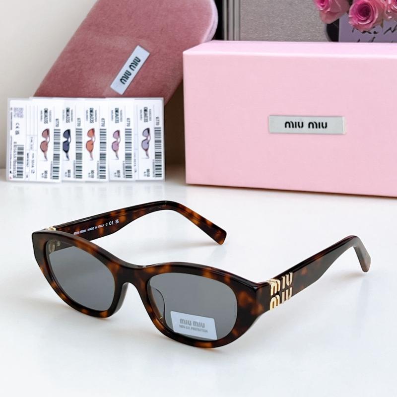Miu Miu Sunglasses SMUA03S