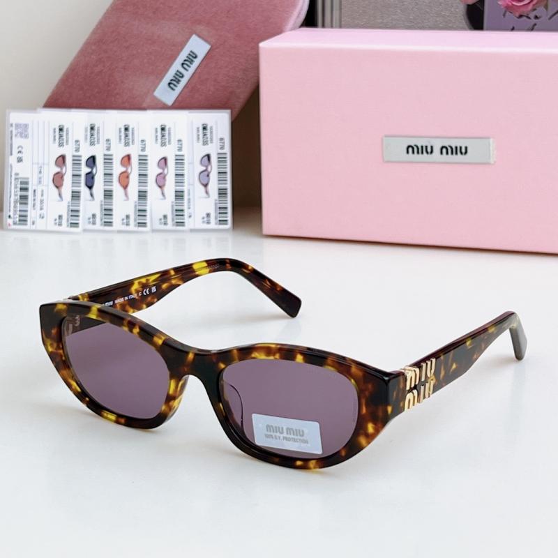 Miu Miu Sunglasses SMUA03S