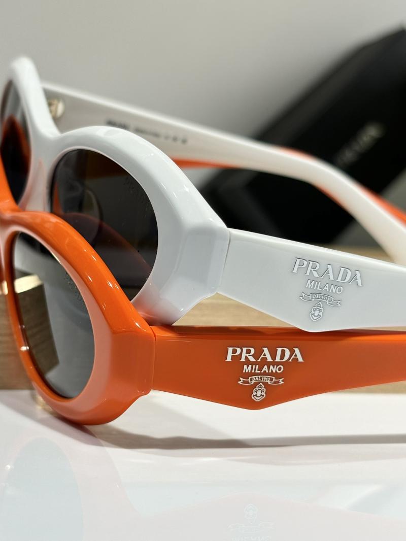 Prada Sunglasses SPR26Z