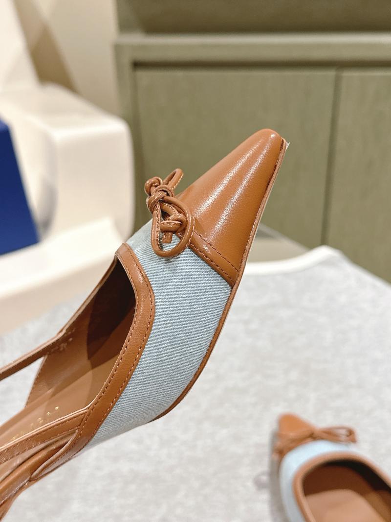 Saint Laurent Pumps SSP32701