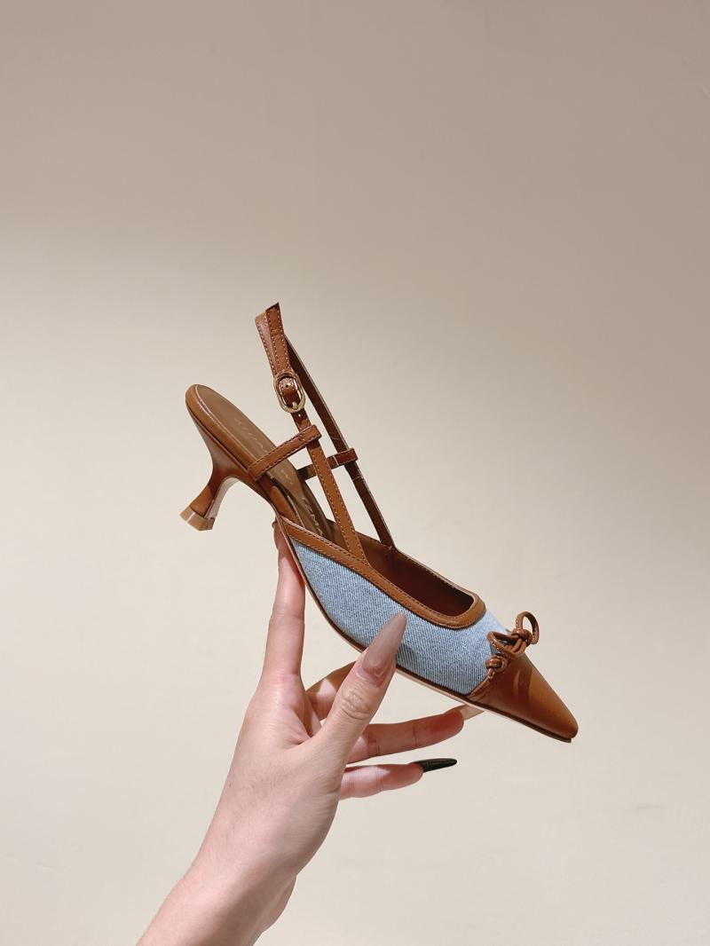 Saint Laurent Pumps SSP32701