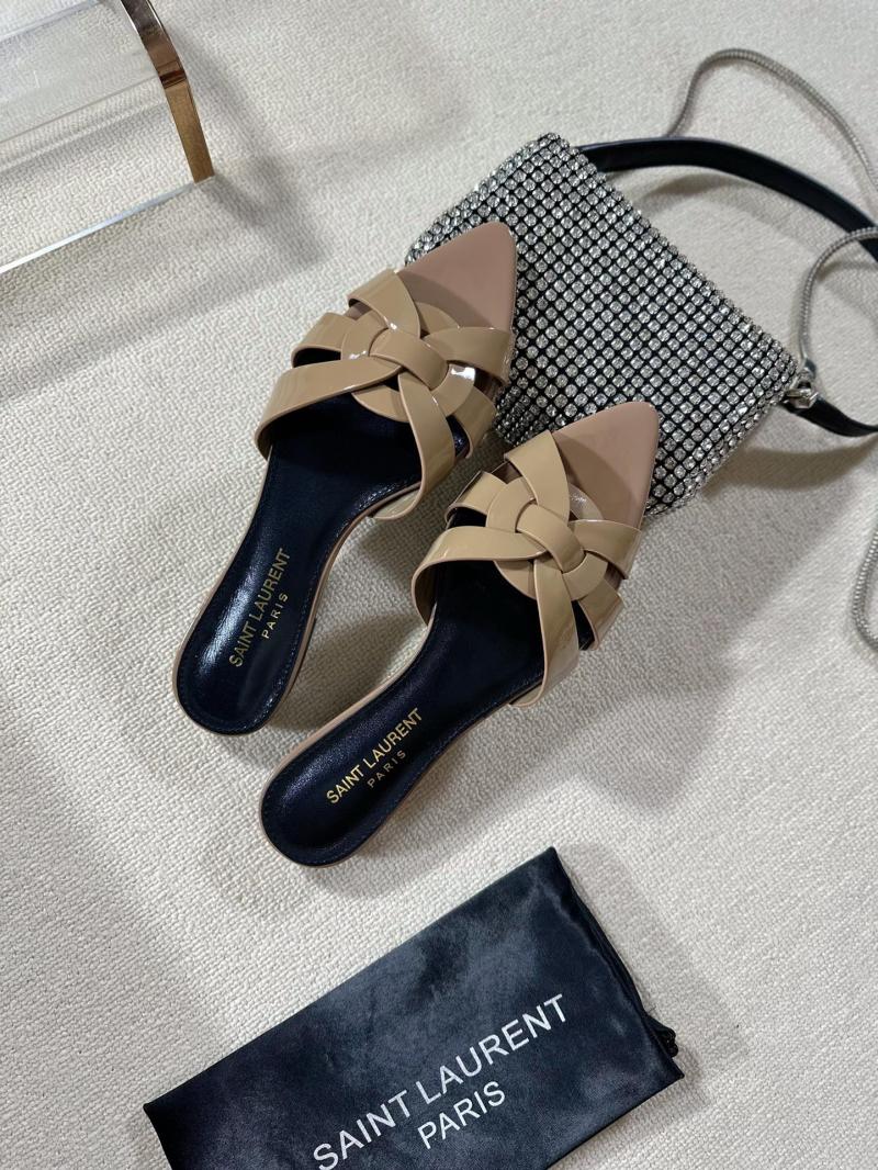 Saint Laurent Sandals SSS33104
