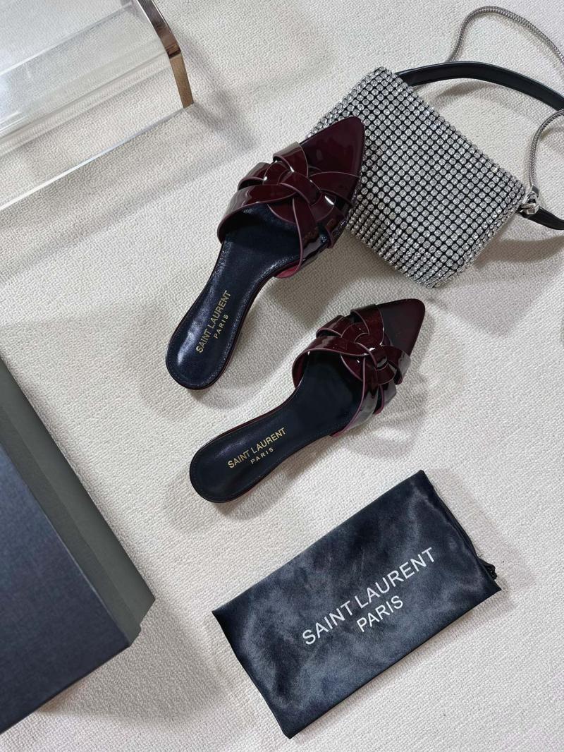 Saint Laurent Sandals SSS33110