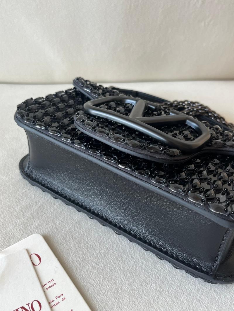 Small Valentino Loco Shoulder Bag Black V0146