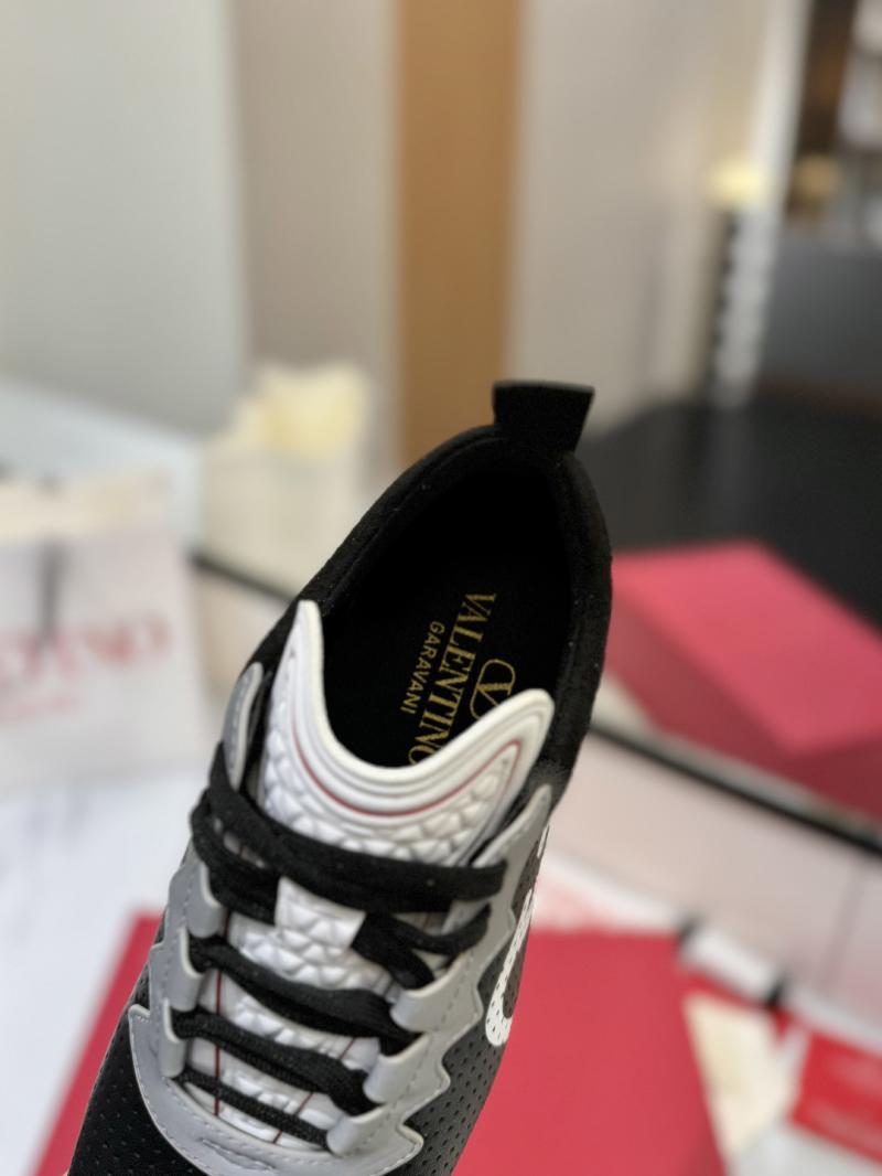 Valentino Unisex Sneakers SVS33101