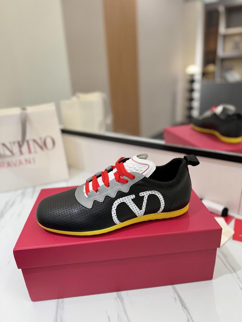 Valentino Unisex Sneakers SVS33103