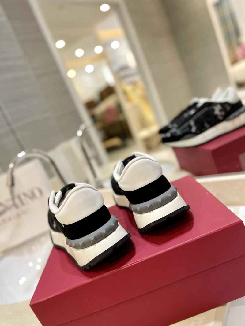 Valentino Unisex Sneakers SVS41105