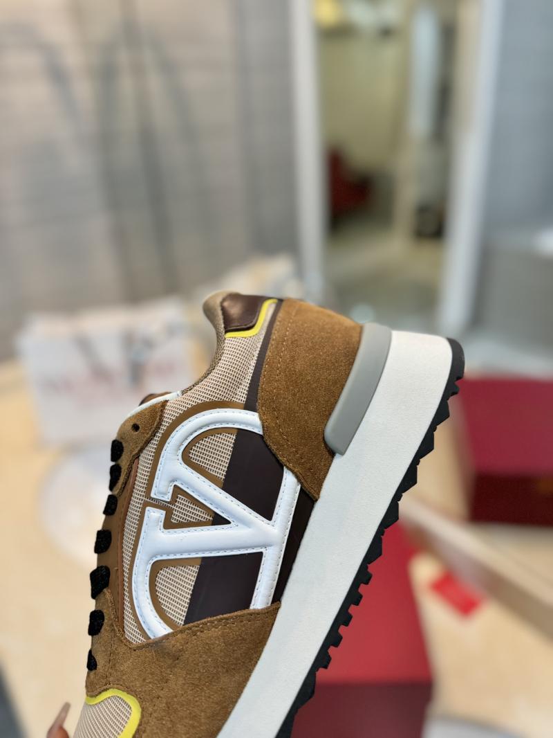 Valentino Unisex Sneakers SVS41111