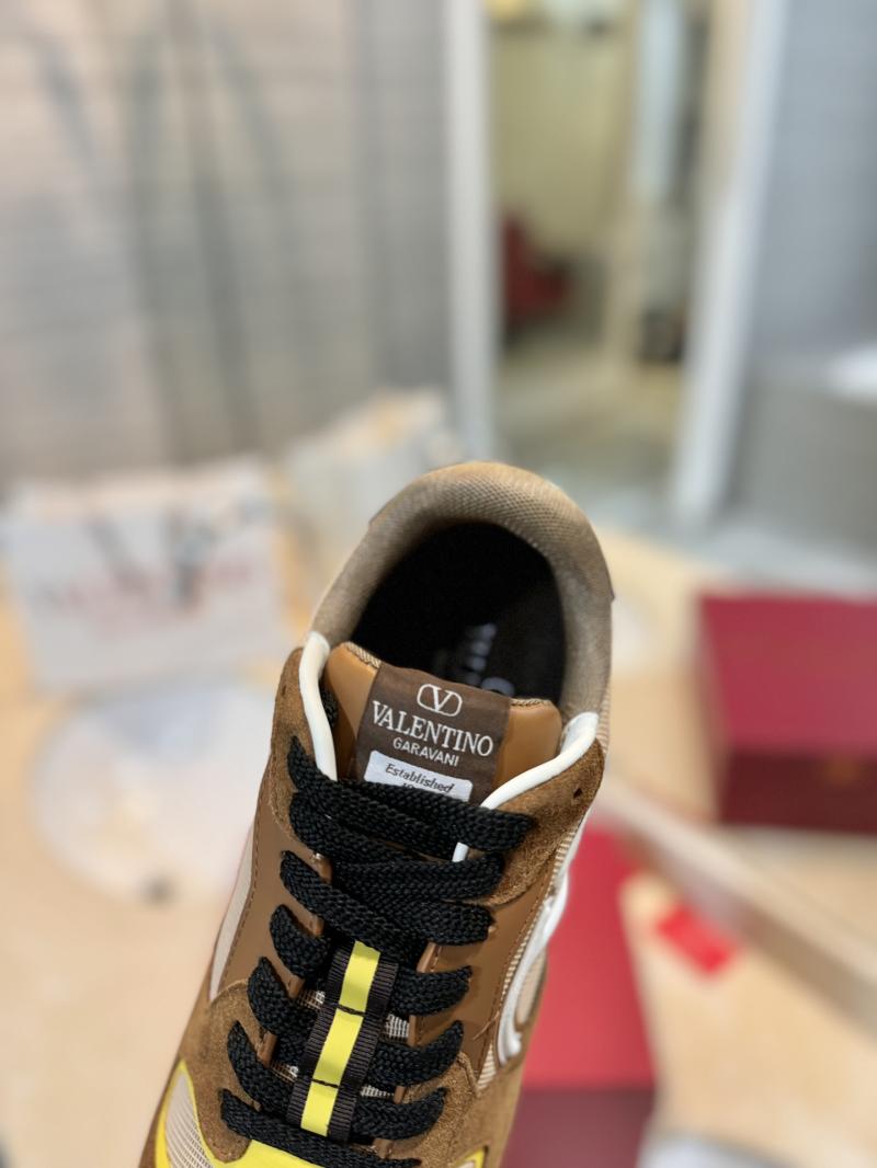 Valentino Unisex Sneakers SVS41111