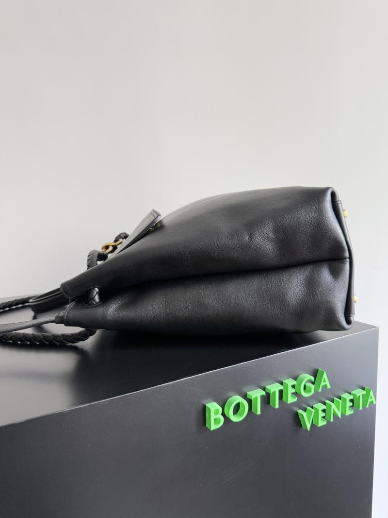 Bottega Veneta Large Ciao Ciao Black 826195