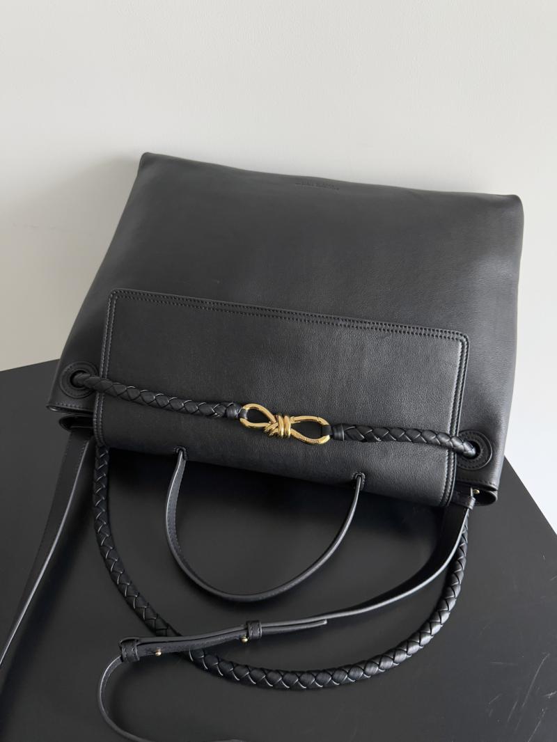 Bottega Veneta Large Ciao Ciao Black 826195