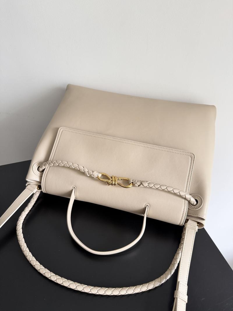 Bottega Veneta Large Ciao Ciao Ecru 826195