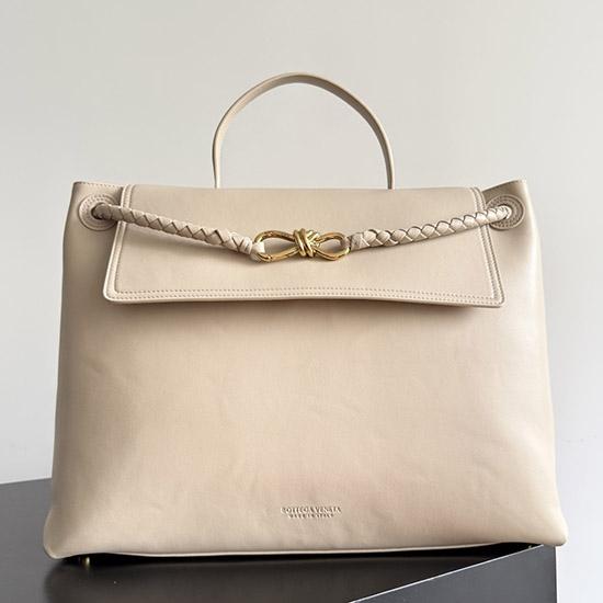 Bottega Veneta Large Ciao Ciao Ecru 826195