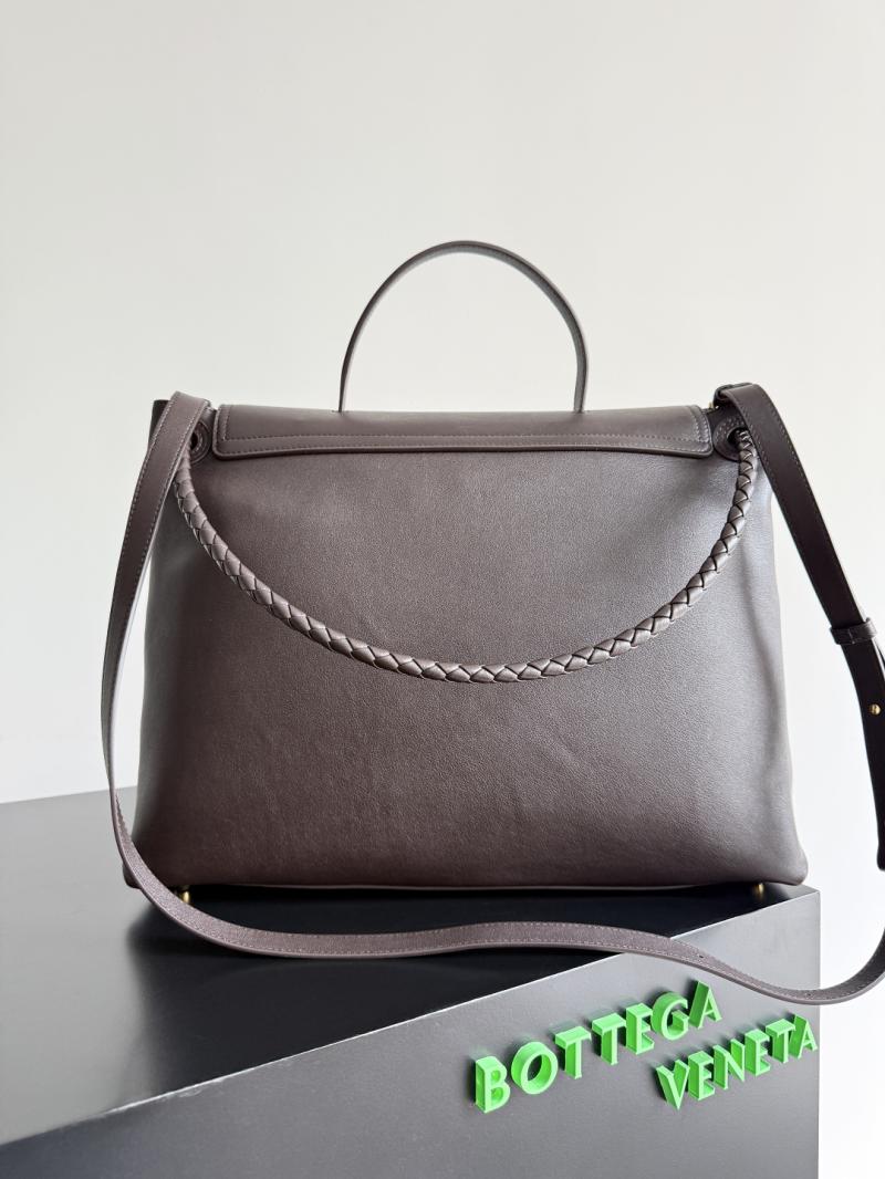 Bottega Veneta Large Ciao Ciao Fondant 826195