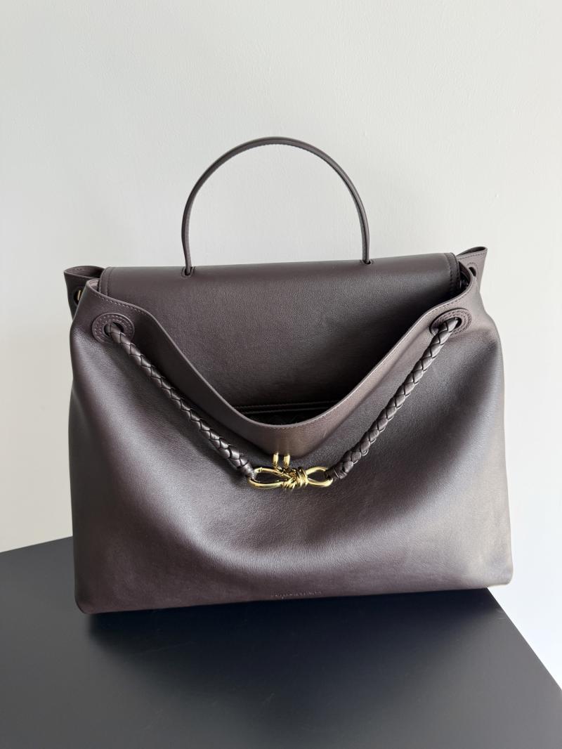 Bottega Veneta Large Ciao Ciao Fondant 826195
