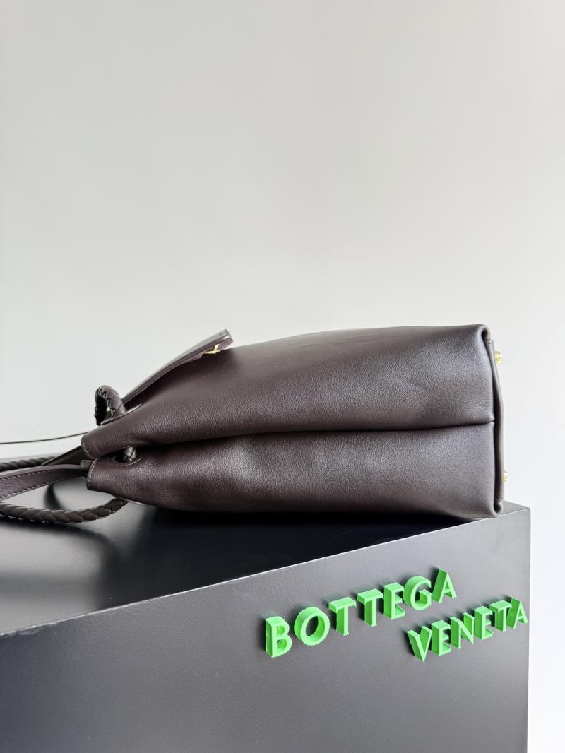 Bottega Veneta Large Ciao Ciao Fondant 826195