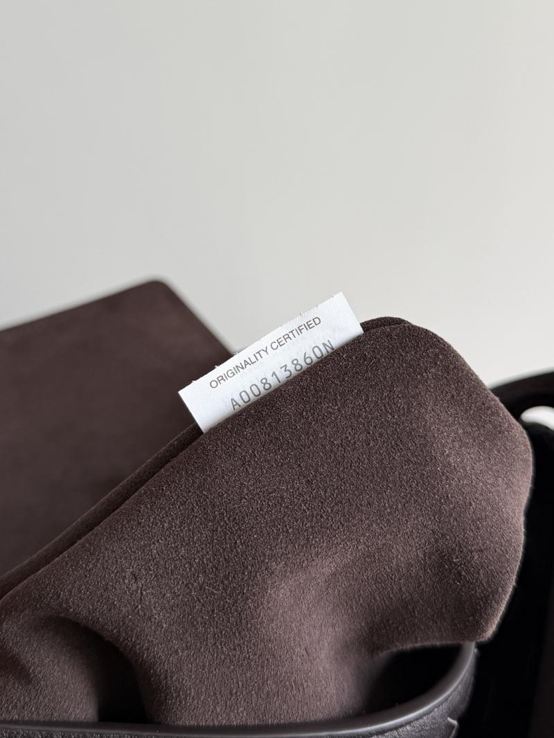 Bottega Veneta Large Ciao Ciao Fondant 826195