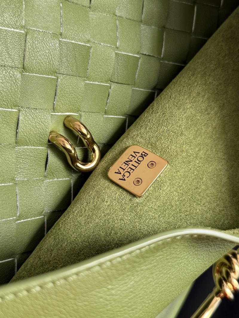 Bottega Veneta Large Ciao Ciao Matcha 826195