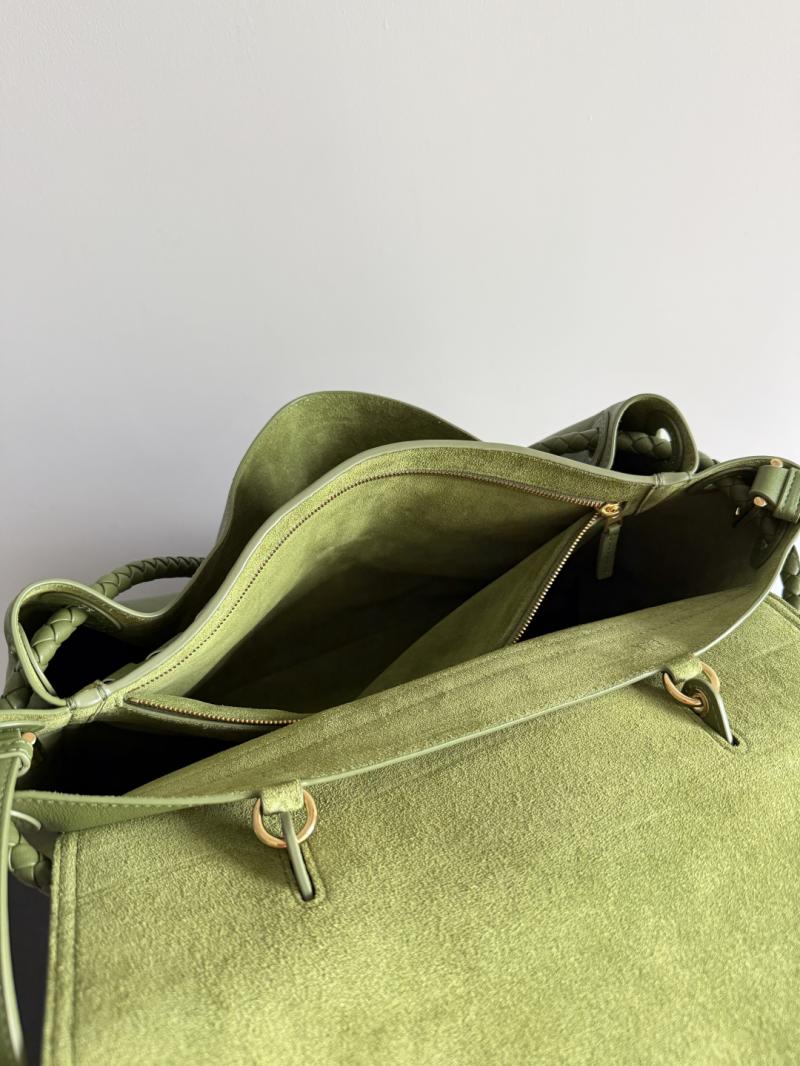 Bottega Veneta Large Ciao Ciao Matcha 826195