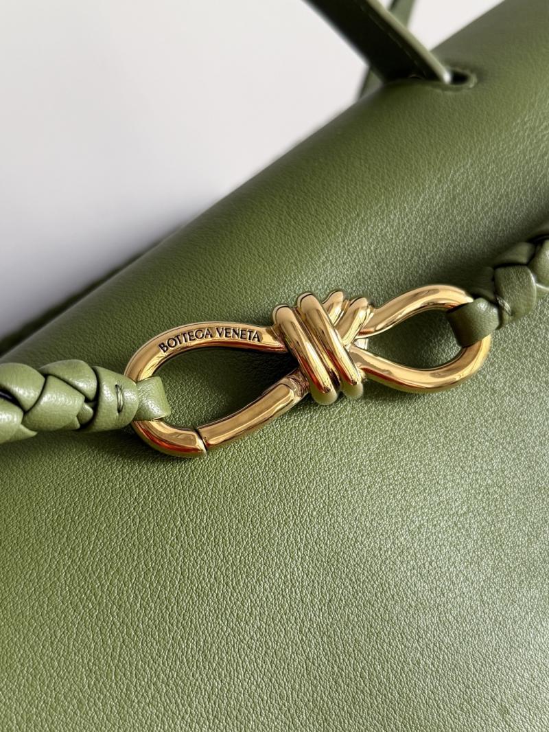 Bottega Veneta Large Ciao Ciao Matcha 826195
