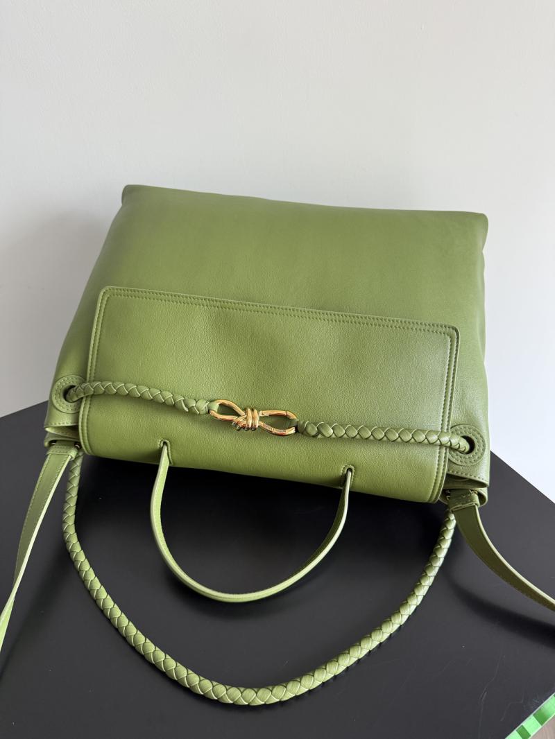 Bottega Veneta Large Ciao Ciao Matcha 826195