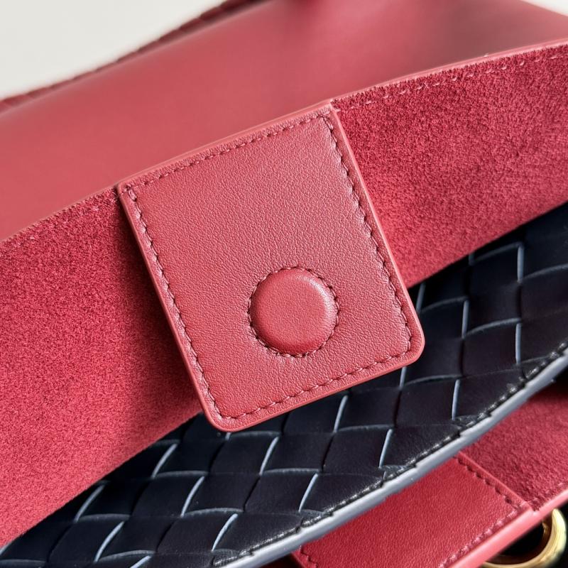 Bottega Veneta Medium Andiamo Red 810214