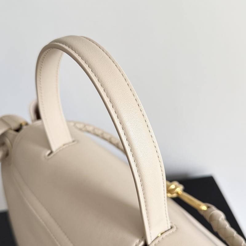 Bottega Veneta Medium Ciao Ciao Ecru 817231