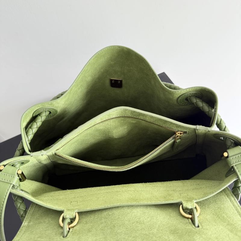 Bottega Veneta Medium Ciao Ciao Matcha 817231