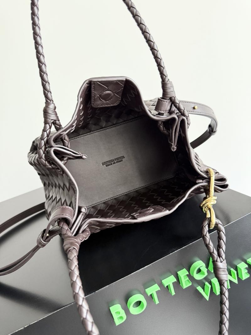 Bottega Veneta Parachute Fondant 835921