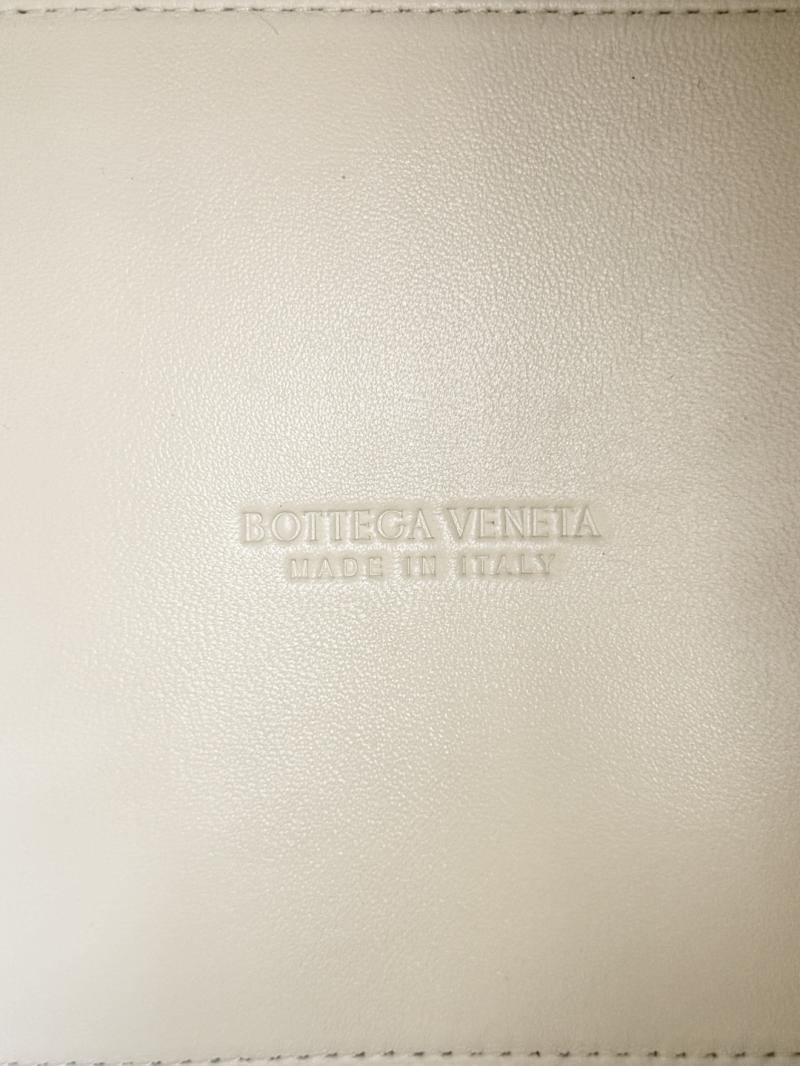 Bottega Veneta Parachute Sea salt 835921