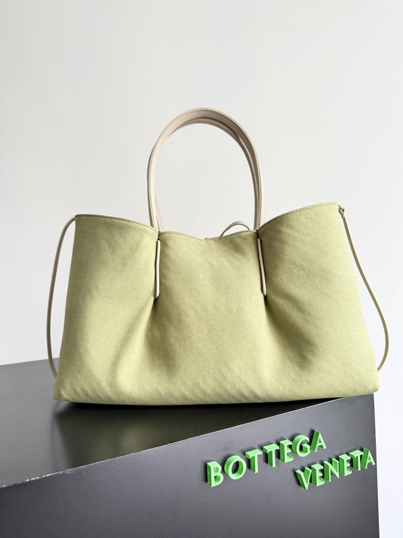 Bottega Veneta Pinacoteca Ecru 817166