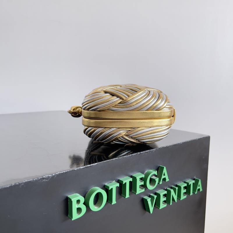 Bottega Veneta Signature-knot Clutch Bag 804532