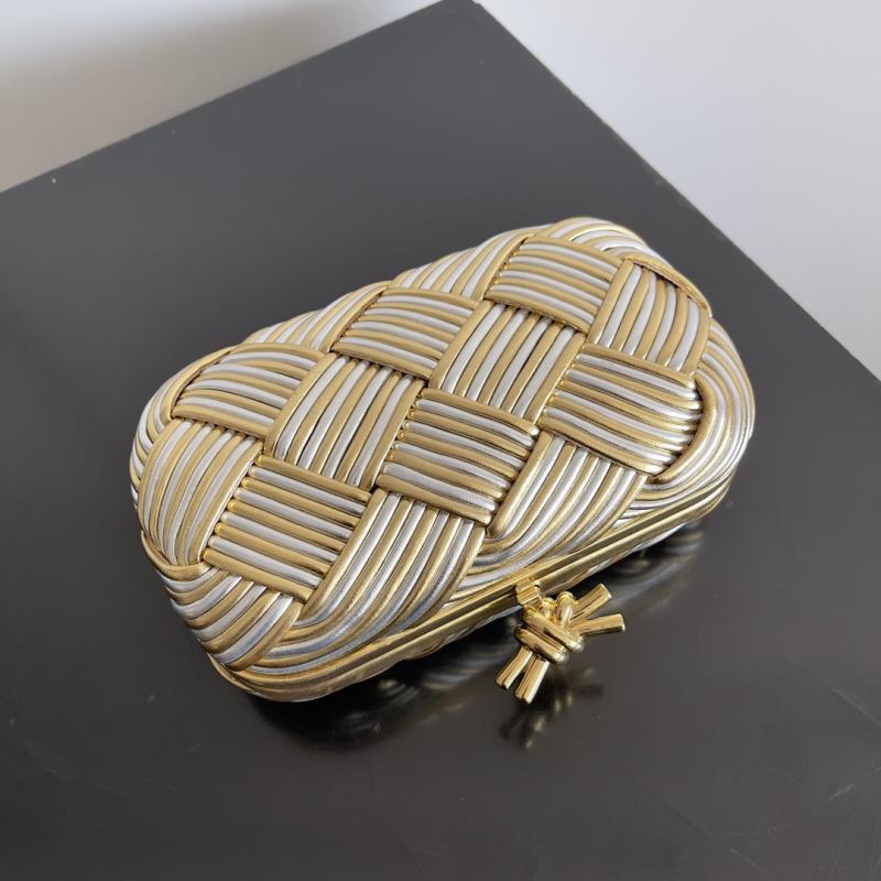 Bottega Veneta Signature-knot Clutch Bag 804532