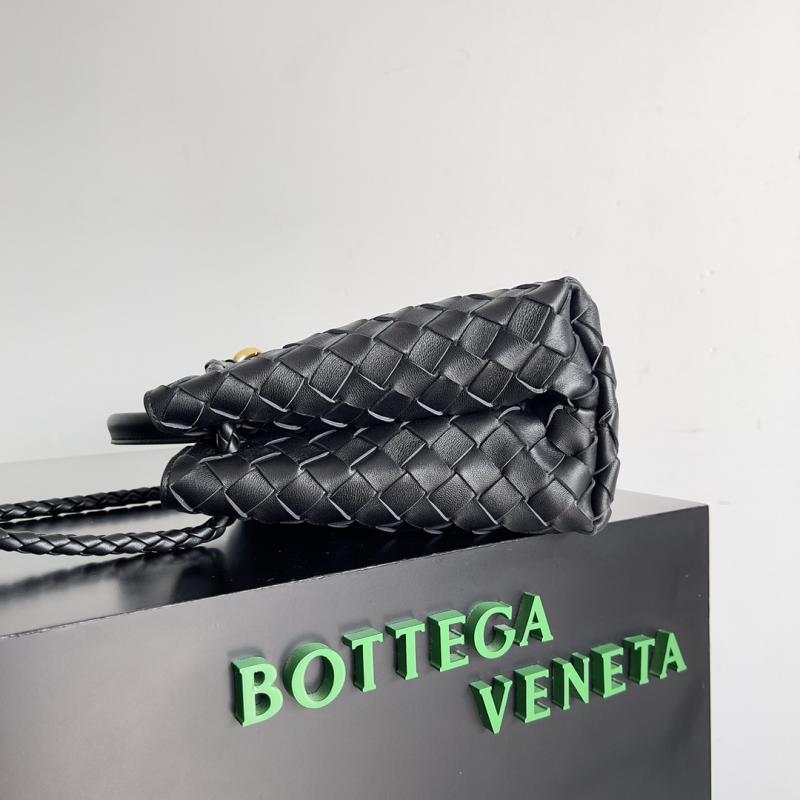 Bottega Veneta Small Andiamo Tote Bag Black 743568