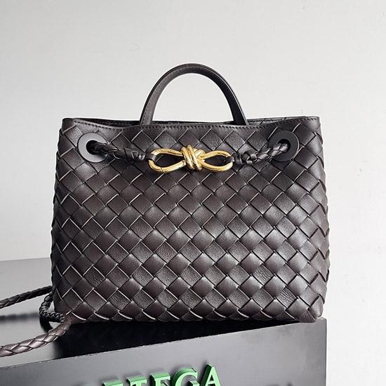 Bottega Veneta Small Andiamo Tote Bag Fondant 743568