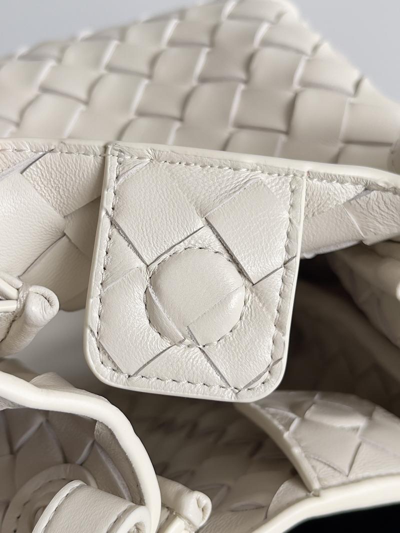 Bottega Veneta Small Parachute Sea salt 796569
