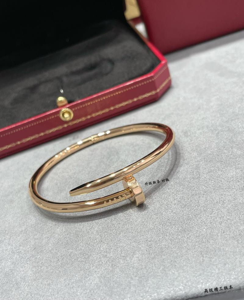 Cartier Bracelet CAB42701