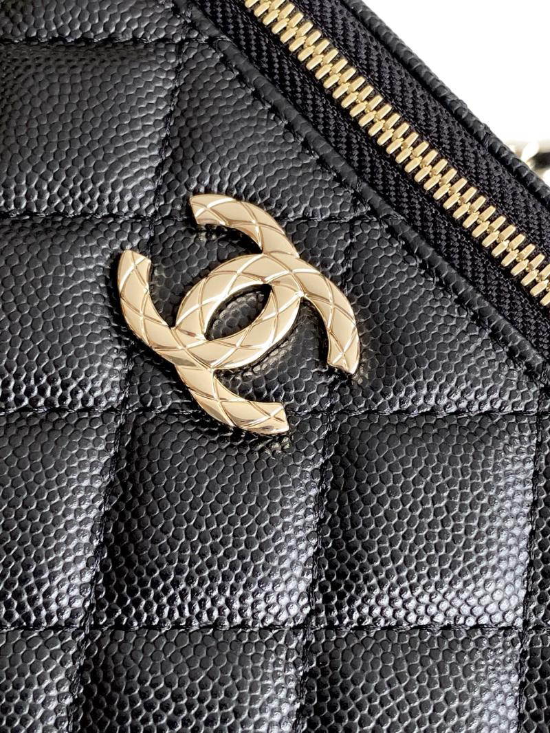 Chanel Chain Vanity Black AP4590