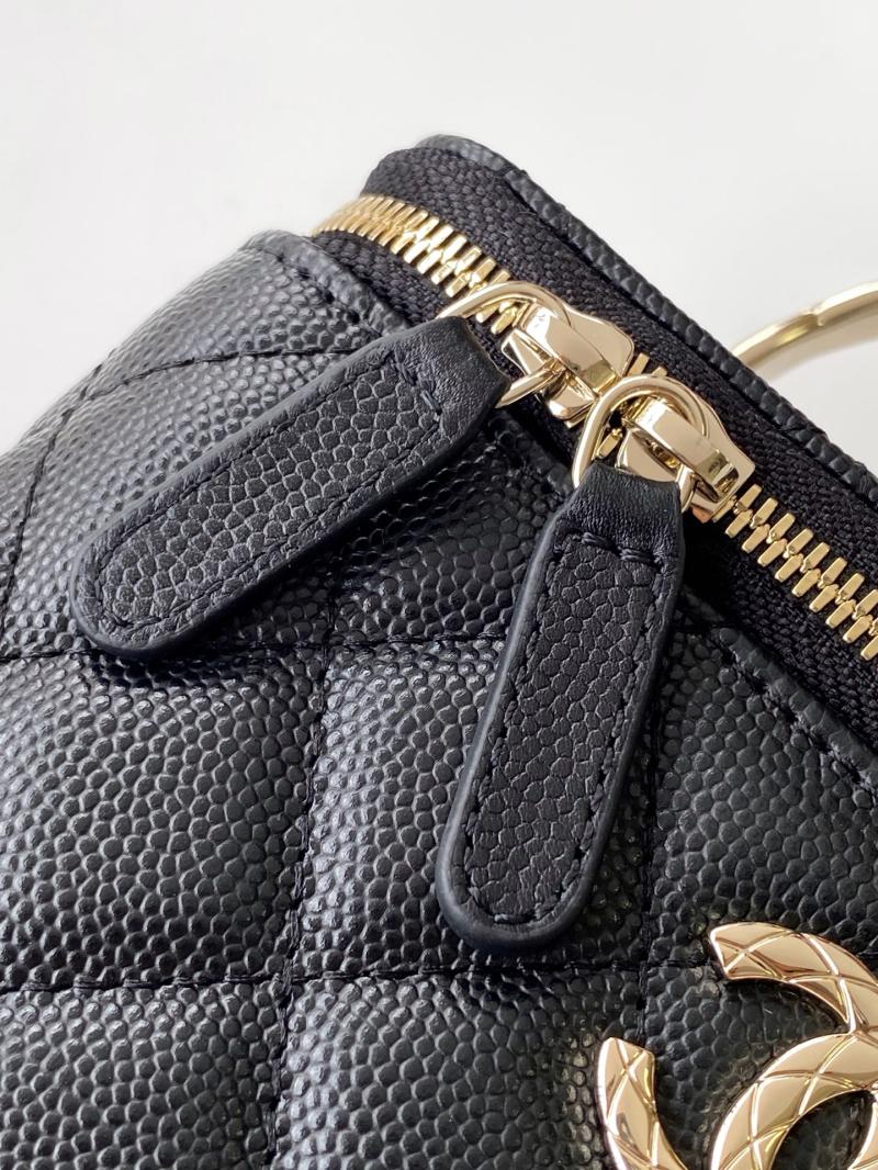 Chanel Chain Vanity Black AP4590