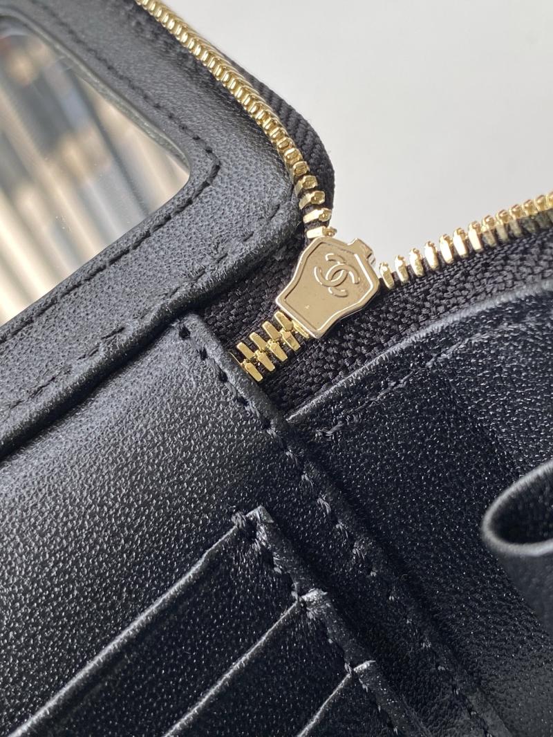 Chanel Chain Vanity Black AP4590